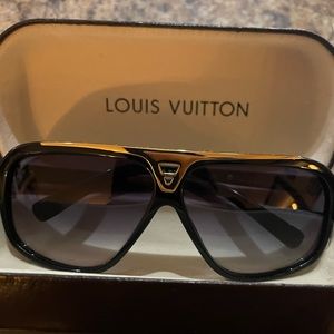 Louis Vuitton Evidence Sunglasses